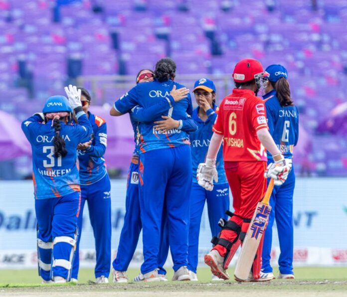 North Delhi Strikers clinch exciting win against South Delhi Superstarz